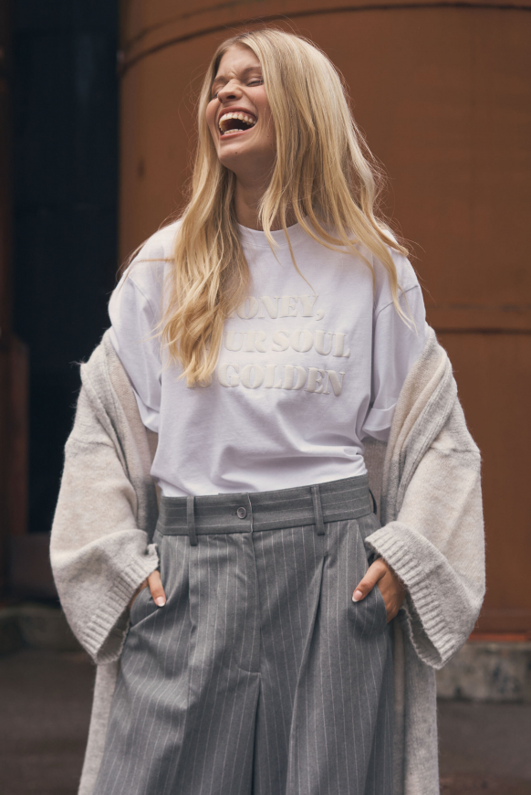 T-Shirt TE:CLA Oversized mit Wording Print