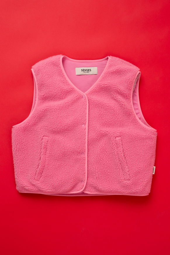 Weste SV:EA im Sherpa-Look