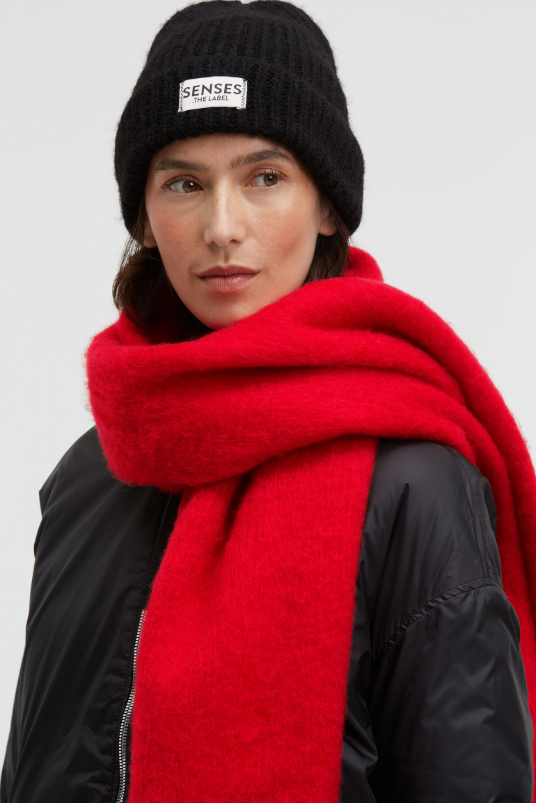 Angerauter Schal AMA:RY mit Fransen aura red