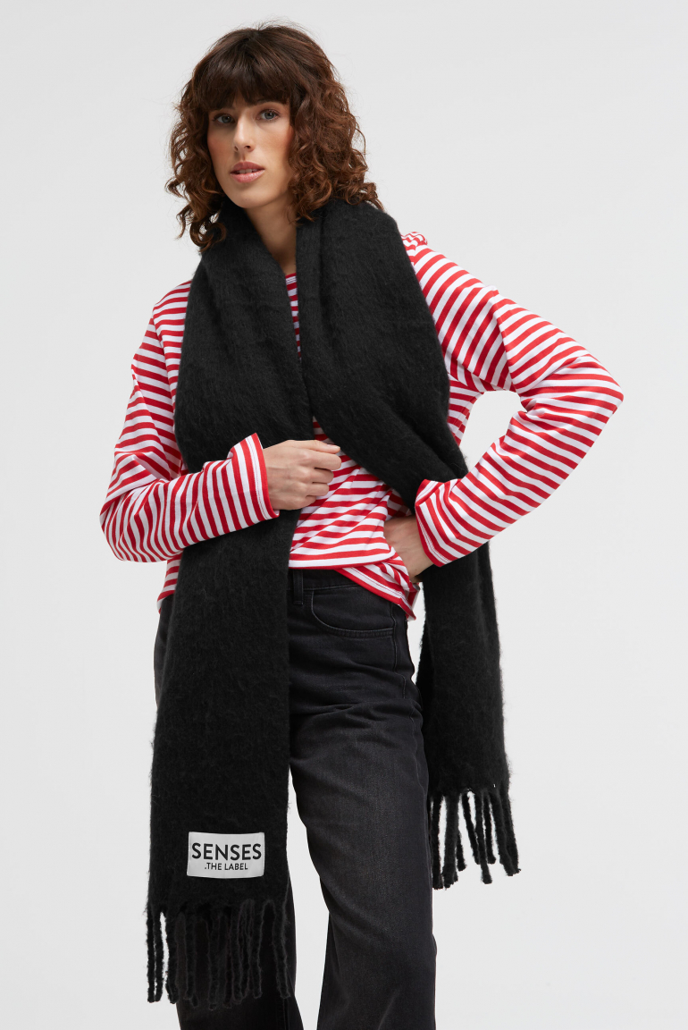 Angerauter Schal AMA:RY mit Fransen black