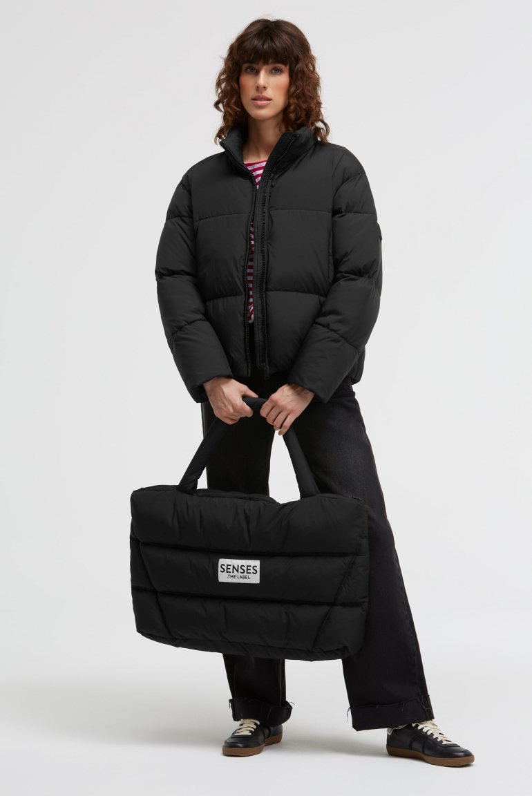 Puffer Weekender Bag AMO:RA black