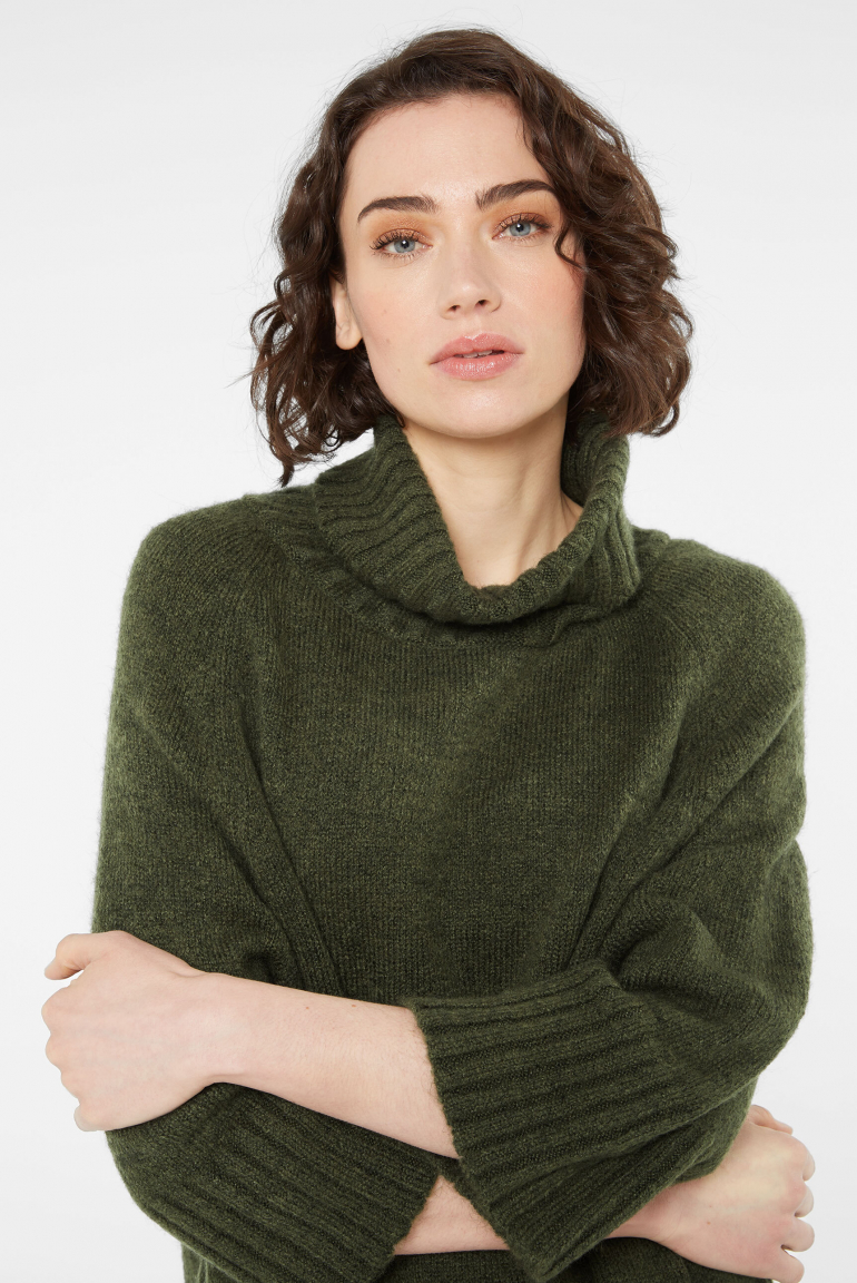 Rollkragenpullover mit verkürzten Ärmeln natural khaki