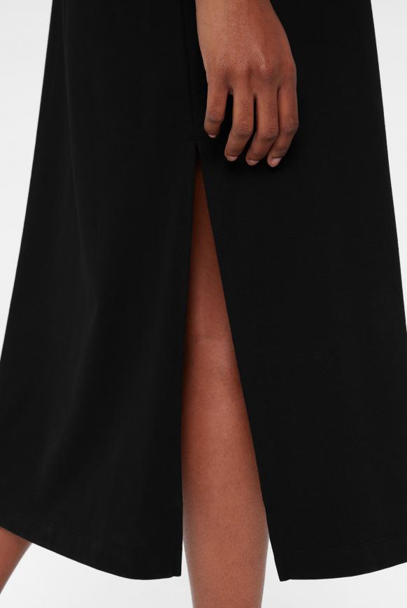 Langes Jerseykleid mit Seitenschlitzen black