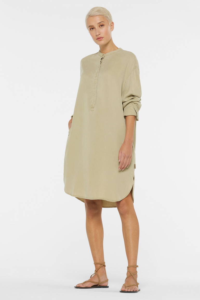 Blusenkleid FO:RM aus Lyocell mit verdeckter Knopfleiste light sage