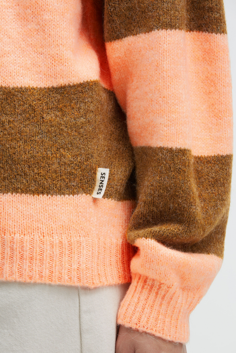 Pullover KA:MILE mit Streifenmuster und Intarsia-Design peach nectar