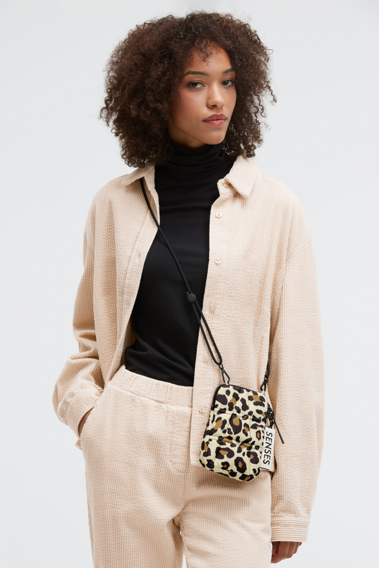 Smartphone Puffer Bag A:NE mit Kordel  leo