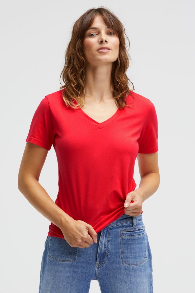 Basic T-Shirt TA:VI mit V-Ausschnitt