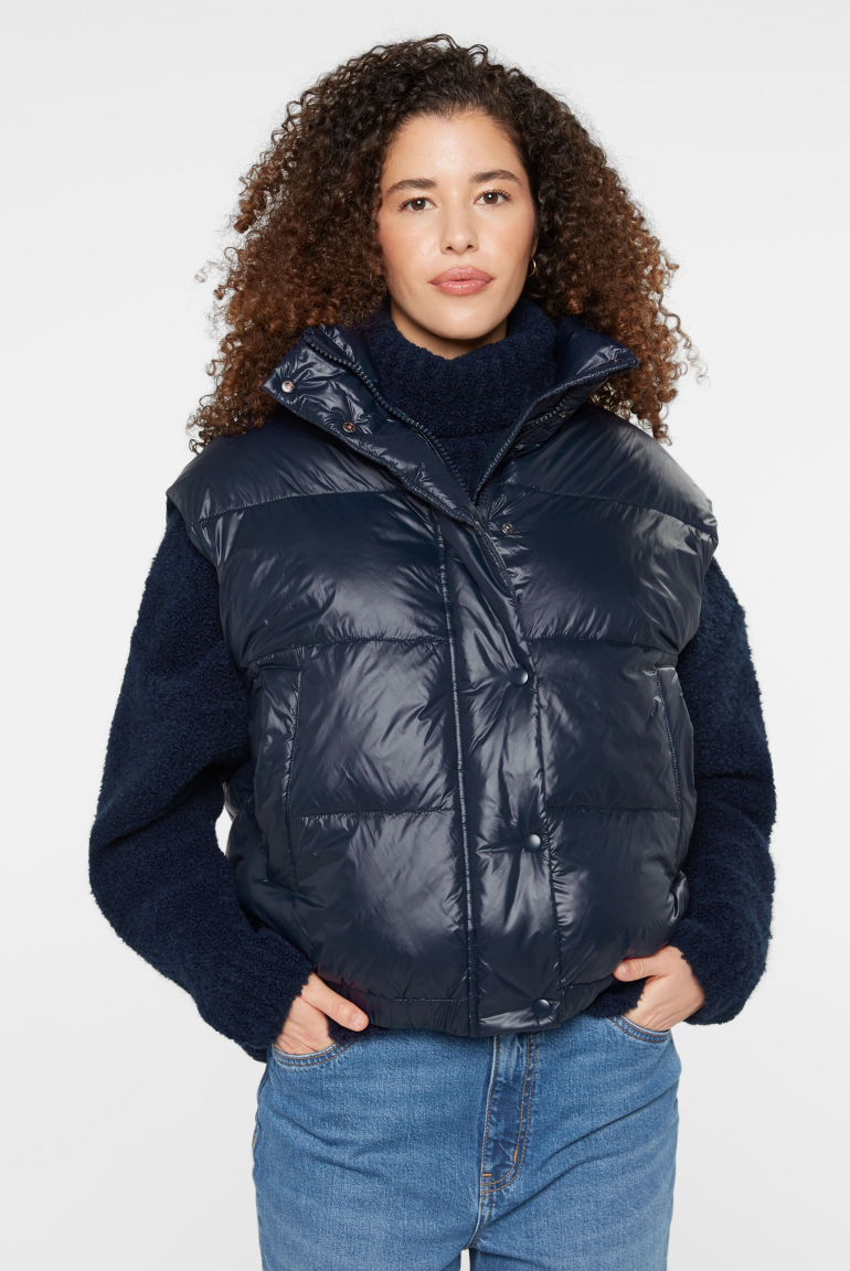 Glänzende Steppweste Oversized