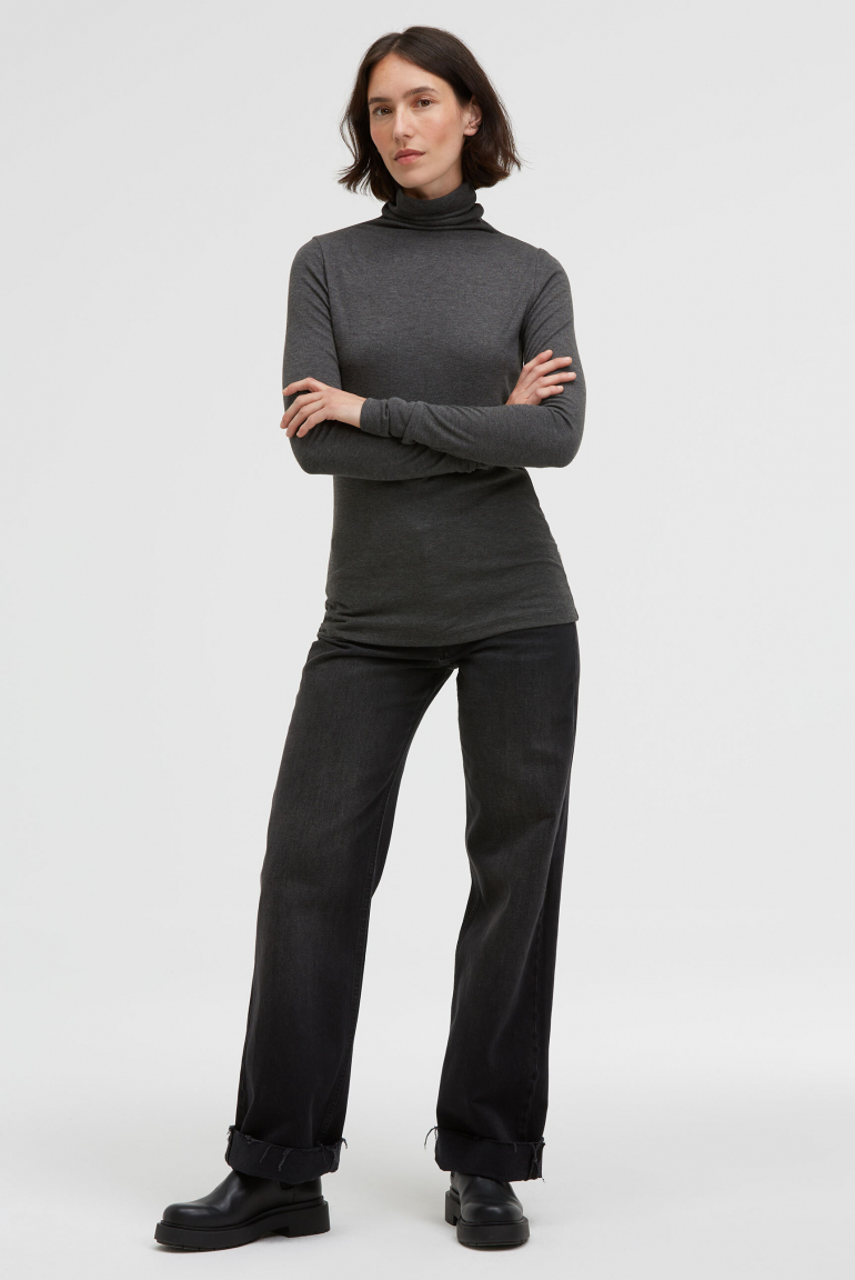 Longsleeve THA:IS mit Turtleneck