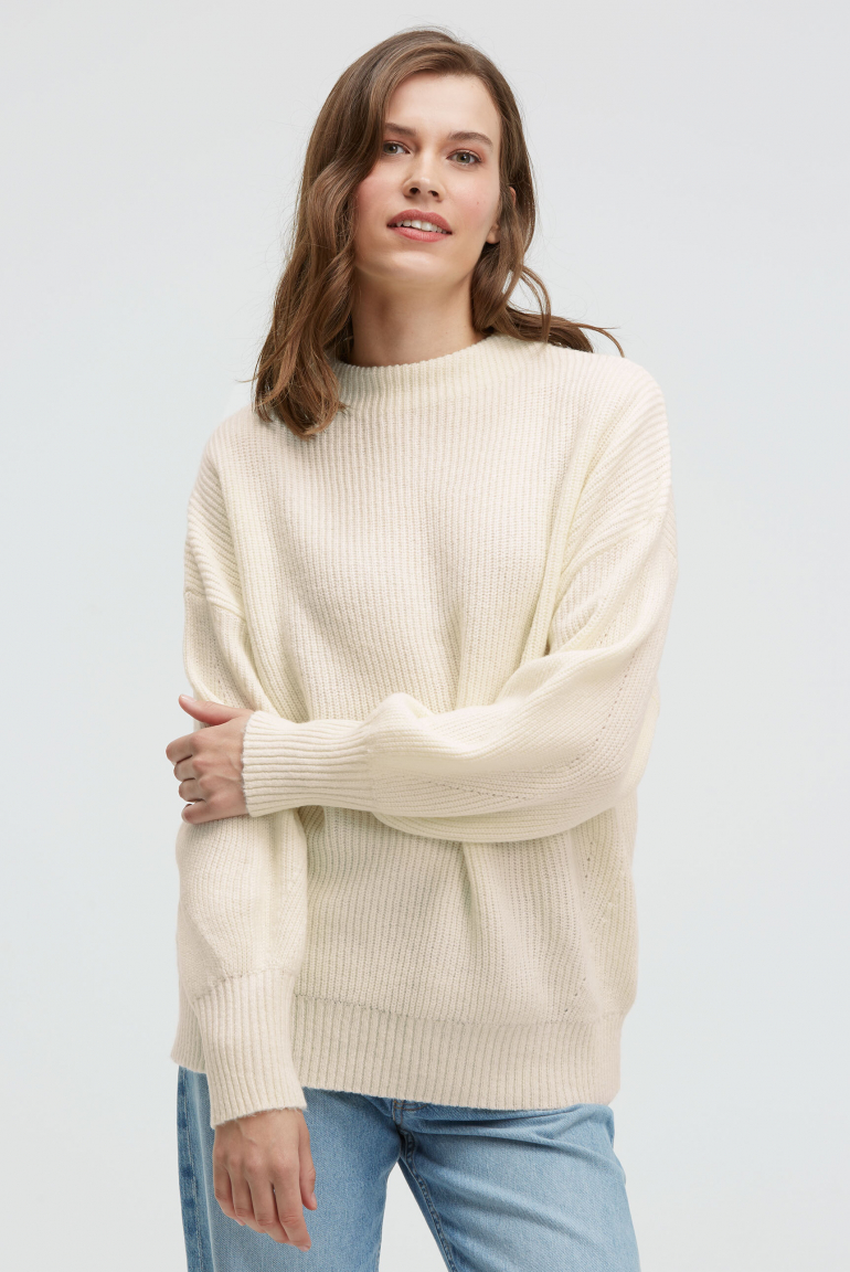 Pullover KAR:MA mit Rippstrickmuster und Ballonärmeln