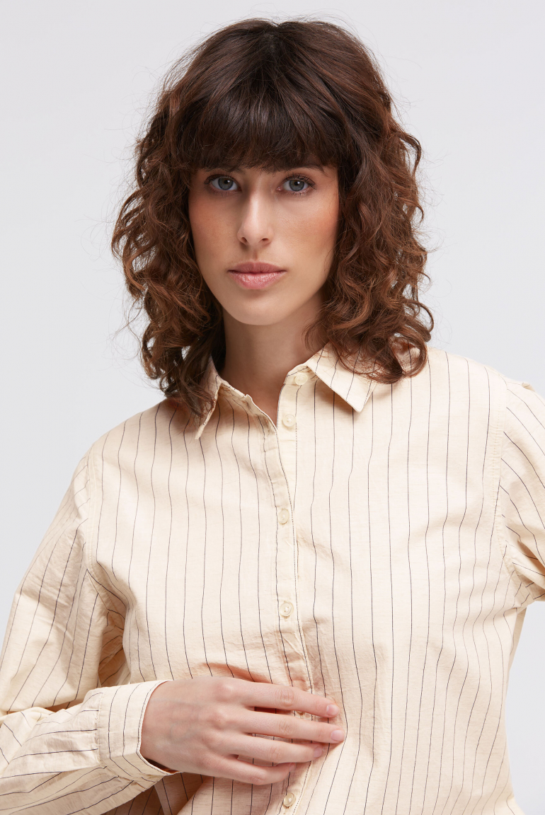 Bluse BOU:QUET mit feinen Streifen