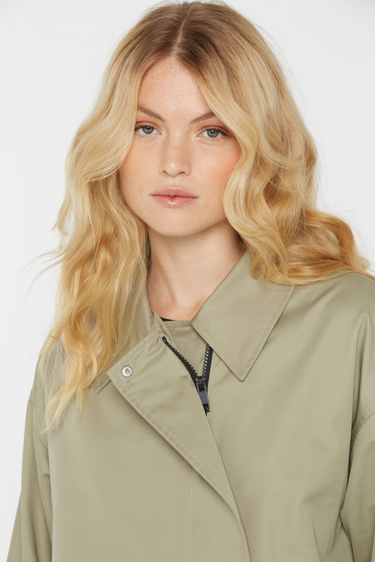 Car Coat ON:TA mit verdecktem Frontzipper