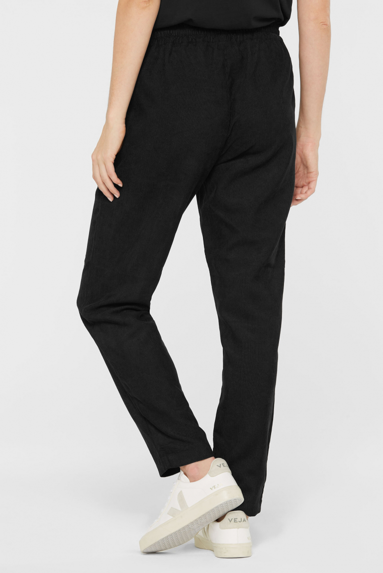 Cordhose PEA:CE mit Elastikbund im Jogger-Stil