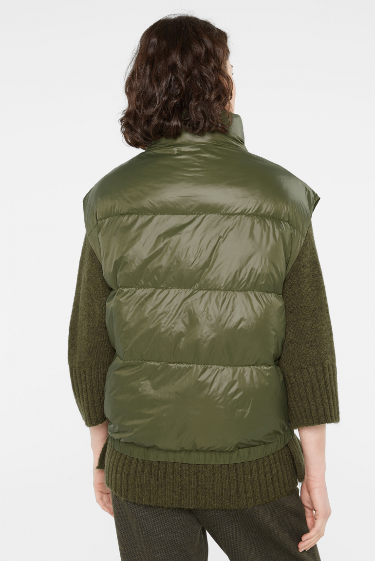 Glänzende Steppweste Oversized