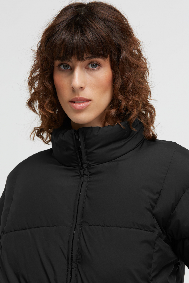 Kurze Steppjacke ON:ION mit Stehkragen