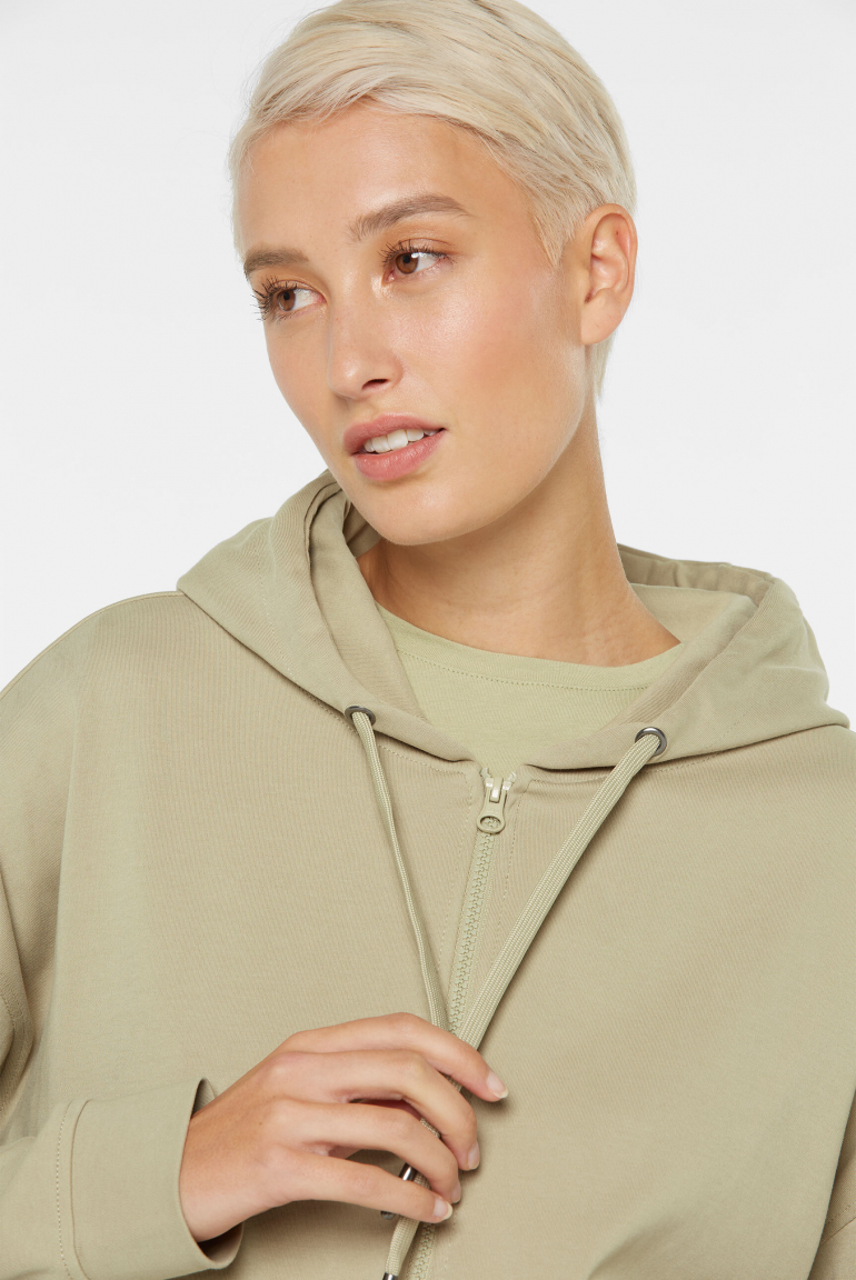 Sweatjacke SIE:NA mit Kapuze