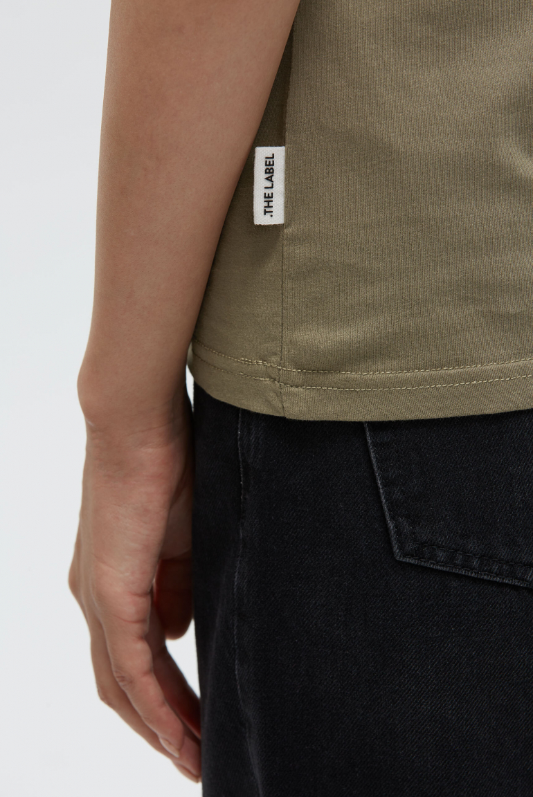 Basic T-Shirt TA:VI mit V-Ausschnitt