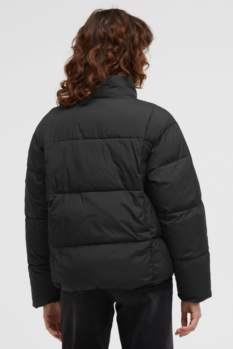 Kurze Steppjacke ON:ION mit Stehkragen