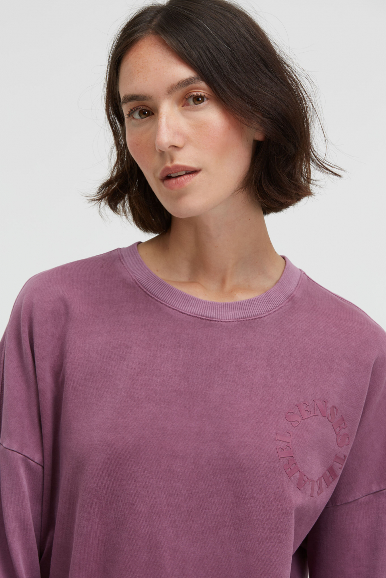 Sweatshirt SMIL:LA mit Vintage-Waschung und Backprint