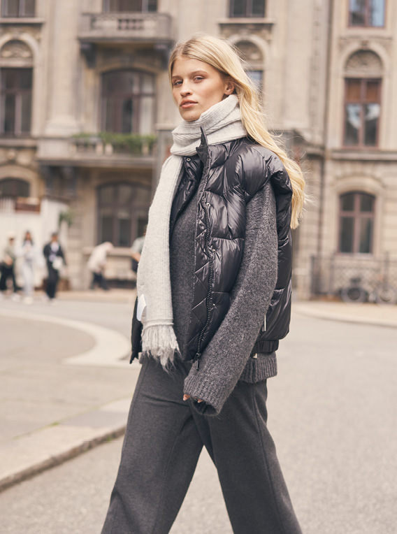 Model trägt neue Saison